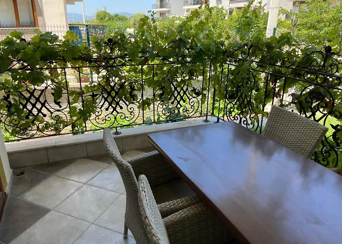Grand Teoshan Ve Apartment