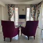 Grand Teoshan Ve Apartamento *