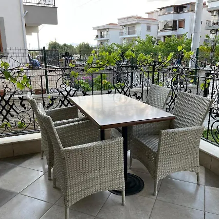 Apartment Grand Teoshan Ve